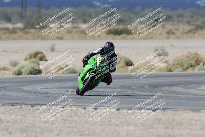 media/Oct-05-2025-CVMA (Sun) [[beeef4f201]]/Race 5-Amateur Supersport Open (Holeshot)/